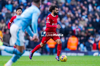 2023-11-25 - Liverpool forward Mohamed Salah during the English championship Premier League football match between Manchester City and Liverpool on 25 November 2023 at the Etihad Stadium in Manchester, England - FOOTBALL - ENGLISH CHAMP - MANCHESTER CITY V LIVERPOOL - ENGLISH PREMIER LEAGUE - SOCCER