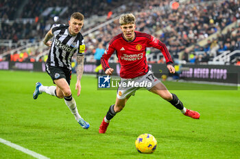 2023-12-02 - Kieran Trippier of Newcastle and Alejandro Garnacho of Manchester United during the English championship Premier League football match between Newcastle United and Manchester United on 2 December 2023 at St James’ Park in Newcastle, England - FOOTBALL - ENGLISH CHAMP - NEWCASTLE V MANCHESTER UNITED - ENGLISH PREMIER LEAGUE - SOCCER