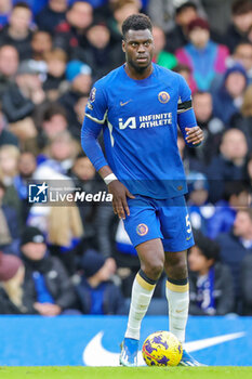 2023-12-03 - Chelsea defender Benoît Badiashile during the English championship Premier League football match between Chelsea and Brighton and Hove Albion on 3 December 2023 at Stamford Bridge in London, England - FOOTBALL - ENGLISH CHAMP - CHELSEA V BRIGHTON - ENGLISH PREMIER LEAGUE - SOCCER