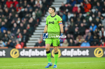 2023-12-03 - Emiliano Martinez (1) of Aston Villa during the English championship Premier League football match between Bournemouth and Aston Villa on 3 December 2023 at the Vitality Stadium in Bournemouth, England - FOOTBALL - ENGLISH CHAMP - BOURNEMOUTH V ASTON VILLA - ENGLISH PREMIER LEAGUE - SOCCER