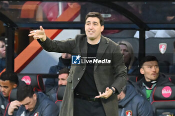 2023-12-03 - AFC Bournemouth manager Andoni Iraola during the English championship Premier League football match between Bournemouth and Aston Villa on 3 December 2023 at the Vitality Stadium in Bournemouth, England - FOOTBALL - ENGLISH CHAMP - BOURNEMOUTH V ASTON VILLA - ENGLISH PREMIER LEAGUE - SOCCER