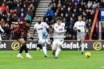2023-12-03 - Dominic Solanke (9) of AFC Bournemouth scores a goal 2-1 during the English championship Premier League football match between Bournemouth and Aston Villa on 3 December 2023 at the Vitality Stadium in Bournemouth, England - FOOTBALL - ENGLISH CHAMP - BOURNEMOUTH V ASTON VILLA - ENGLISH PREMIER LEAGUE - SOCCER