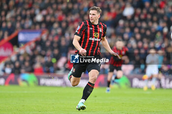 2023-12-03 - Illya Zabarnyi (27) of AFC Bournemouth during the English championship Premier League football match between Bournemouth and Aston Villa on 3 December 2023 at the Vitality Stadium in Bournemouth, England - FOOTBALL - ENGLISH CHAMP - BOURNEMOUTH V ASTON VILLA - ENGLISH PREMIER LEAGUE - SOCCER