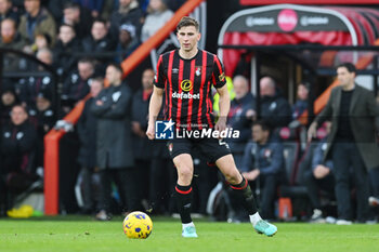 2023-12-03 - Illya Zabarnyi (27) of AFC Bournemouth during the English championship Premier League football match between Bournemouth and Aston Villa on 3 December 2023 at the Vitality Stadium in Bournemouth, England - FOOTBALL - ENGLISH CHAMP - BOURNEMOUTH V ASTON VILLA - ENGLISH PREMIER LEAGUE - SOCCER