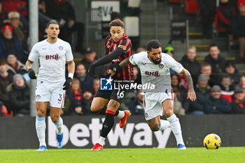 2023-12-03 - Marcus Tavernier (16) of AFC Bournemouth battles for possession with Douglas Luiz (6) of Aston Villa during the English championship Premier League football match between Bournemouth and Aston Villa on 3 December 2023 at the Vitality Stadium in Bournemouth, England - FOOTBALL - ENGLISH CHAMP - BOURNEMOUTH V ASTON VILLA - ENGLISH PREMIER LEAGUE - SOCCER