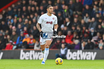 2023-12-03 - Diego Carlos (3) of Aston Villa during the English championship Premier League football match between Bournemouth and Aston Villa on 3 December 2023 at the Vitality Stadium in Bournemouth, England - FOOTBALL - ENGLISH CHAMP - BOURNEMOUTH V ASTON VILLA - ENGLISH PREMIER LEAGUE - SOCCER