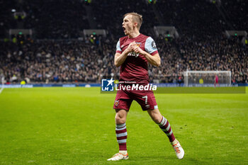 2023-12-07 - West Ham United midfielder James Ward-Prowse (7) scores and celebrates 1-2 during the English championship Premier League football match between Tottenham Hotspur and West Ham United on 7 December 2023 at Tottenham Hotspur Stadium in London, England - FOOTBALL - ENGLISH CHAMP - TOTTENHAM V WEST HAM - ENGLISH PREMIER LEAGUE - SOCCER