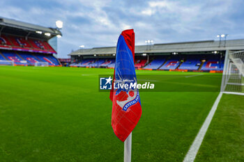 2023-12-09 - Corner flag inside Selhurst Park during the English championship Premier League football match between Crystal Palace and Liverpool on 9 December 2023 at Selhurst Park in London, England - FOOTBALL - ENGLISH CHAMP - CRYSTAL PALACE V LIVERPOOL - ENGLISH PREMIER LEAGUE - SOCCER