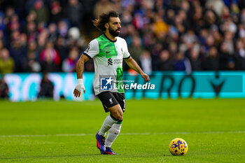 2023-12-09 - Mohamed Salah (11) of Liverpool during the English championship Premier League football match between Crystal Palace and Liverpool on 9 December 2023 at Selhurst Park in London, England - FOOTBALL - ENGLISH CHAMP - CRYSTAL PALACE V LIVERPOOL - ENGLISH PREMIER LEAGUE - SOCCER