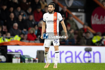 2023-12-16 - Luton Town midfielder Andros Townsend during the English championship Premier League football match between Bournemouth and Luton Town on 16 December 2023 at the Vitality Stadium in Bournemouth, England - FOOTBALL - ENGLISH CHAMP - BOURNEMOUTH V LUTON TOWN - ENGLISH PREMIER LEAGUE - SOCCER