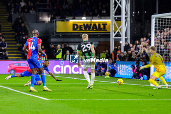 2023-12-21 - Jordan Ayew (9) of Crystal Palace scores a goal 1-0 during the English championship Premier League football match between Crystal Palace and Brighton and Hove Albion on 21 December 2023 at Selhurst Park in London, England - FOOTBALL - ENGLISH CHAMP - CRYSTAL PALACE V BRIGHTON - ENGLISH PREMIER LEAGUE - SOCCER