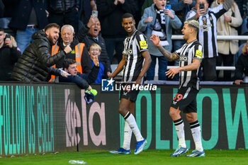 2023-12-26 - Alexander Isak of Newcastle celebrates after scoring the opening goal 1-0 during the English championship Premier League football match between Newcastle United and Nottingham Forest on 26 December 2023 at St. James' Park in Newcastle, England - FOOTBALL - ENGLISH CHAMP - NEWCASTLE V NOTTINGHAM FOREST - ENGLISH PREMIER LEAGUE - SOCCER