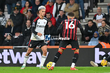 2023-12-26 - Antonee Robinson (33) of Fulham battles for possession with Marcus Tavernier (16) of AFC Bournemouth during the English championship Premier League football match between Bournemouth and Fulham on 26 December 2023 at the Vitality Stadium in Bournemouth, England - FOOTBALL - ENGLISH CHAMP - BOURNEMOUTH V FULHAM - ENGLISH PREMIER LEAGUE - SOCCER
