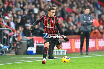 2023-12-26 - Marcus Tavernier (16) of AFC Bournemouth during the English championship Premier League football match between Bournemouth and Fulham on 26 December 2023 at the Vitality Stadium in Bournemouth, England - FOOTBALL - ENGLISH CHAMP - BOURNEMOUTH V FULHAM - ENGLISH PREMIER LEAGUE - SOCCER