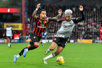 2023-12-26 - Justin Kluivert (19) of AFC Bournemouth battles for possession with Antonee Robinson (33) of Fulham during the English championship Premier League football match between Bournemouth and Fulham on 26 December 2023 at the Vitality Stadium in Bournemouth, England - FOOTBALL - ENGLISH CHAMP - BOURNEMOUTH V FULHAM - ENGLISH PREMIER LEAGUE - SOCCER