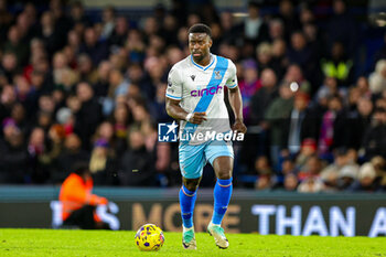 2023-12-27 - Marc Guehi (6) of Crystal Palace during the English championship Premier League football match between Chelsea and Crystal Palace on 27 December 2023 at Stamford Bridge in London, England - FOOTBALL - ENGLISH CHAMP - CHELSEA V CRYSTAL PALACE - ENGLISH PREMIER LEAGUE - SOCCER