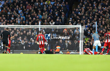 2023-12-30 - Manchester City midfielder Rodri (16) scores the opening goal 1-0 during the English championship Premier League football match between Manchester City and Sheffield United on 30 December 2023 at the Etihad Stadium in Manchester, England - FOOTBALL - ENGLISH CHAMP - MANCHESTER CITY V SHEFFIELD UNITED - ENGLISH PREMIER LEAGUE - SOCCER