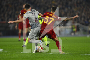 2023-02-23 - Leonardo Spinazzola of A.S. Roma and Nicolás Capaldo of FC Salzburg during the UEFA Europa League play-off second leg between A.S. Roma vs FC Salzburg on February 23, 2023 at the Stadio Olimpico in Rome, Italy. - AS ROMA VS RB SALZBURG - UEFA EUROPA LEAGUE - SOCCER
