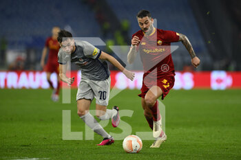 2023-02-23 - Leonardo Spinazzola of A.S. Roma and Amar Dedić of FC Salzburg during the UEFA Europa League play-off second leg between A.S. Roma vs FC Salzburg on February 23, 2023 at the Stadio Olimpico in Rome, Italy. - AS ROMA VS RB SALZBURG - UEFA EUROPA LEAGUE - SOCCER
