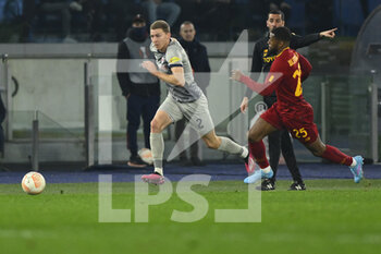 2023-02-23 - Ignace Van Der Brempt of FC Salzburg and Georginio Wijnaldum of A.S. Roma during the UEFA Europa League play-off second leg between A.S. Roma vs FC Salzburg on February 23, 2023 at the Stadio Olimpico in Rome, Italy. - AS ROMA VS RB SALZBURG - UEFA EUROPA LEAGUE - SOCCER