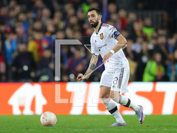 2023-02-16 - Manchester United midfielder Bruno Fernandes during the UEFA Europa League, Play-off, 1st leg football match between FC Barcelona and Manchester United on February 16, 2023 at Camp Nou stadium in Barcelona, Spain - FOOTBALL - EUROPA LEAGUE - FC BARCELONA V MANCHESTER UNITED - UEFA EUROPA LEAGUE - SOCCER
