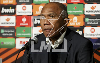 2023-02-23 - Coach of FC Nantes Antoine Kombouare during the UEFA Europa League, Play-off, 2nd leg football match between FC Nantes and Juventus Turin on February 23, 2023 at La Beaujoire stadium in Nantes, France - FOOTBALL - EUROPA LEAGUE - NANTES V JUVENTUS - UEFA EUROPA LEAGUE - SOCCER