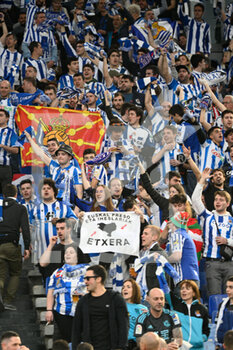 2023-03-09 - Real Sociedad fan during the UEFA Europa League 2022-2023 football match between AS Roma and Real Sociedad at the Olympic Stadium in Rome on March 09, 2022. - ROMA VS REAL SOCIEDAD - UEFA EUROPA LEAGUE - SOCCER