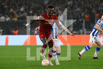 2023-03-09 - Tammy Abraham (AS Roma)  during the UEFA Europa League 2022-2023 football match between AS Roma and Real Sociedad at the Olympic Stadium in Rome on March 09, 2022. - ROMA VS REAL SOCIEDAD - UEFA EUROPA LEAGUE - SOCCER