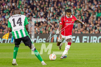 2023-03-17 - Marcus Rashford (10) of Manchester United scores a goal 0-1 during the UEFA Europa League, Round of 16, 2nd leg football match between Real Betis and Manchester United on 16 March 2023 at Estadio Benito Villamarin in Seville, Spain - FOOTBALL - EUROPA LEAGUE - REAL BETIS V MANCHESTER UNITED - UEFA EUROPA LEAGUE - SOCCER