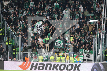 2023-04-13 - Sporting CP fans during the Uefa Europa League, football match between Juventus Fc and Sporting Cp on 13 April 2023 at Allianz Stadium, Turin, Italy. Photo Nderim Kaceli - QUARTER-FINALS - JUVENTUS FC VS SPORTING SP - UEFA EUROPA LEAGUE - SOCCER