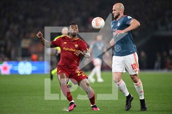 2023-04-20 - Georginio Wijnaldum of AS Roma during the UEFA Europa League match between AS Roma and Feyenoord at Stadio Olimpico on April 20, 2023 in Rome, Italy. - QUARTER FINALS - ROMA VS FEYENOORD - UEFA EUROPA LEAGUE - SOCCER