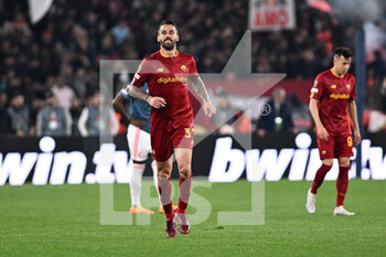 2023-04-20 - Leonardo Spinazzola of AS Roma during the UEFA Europa League match between AS Roma and Feyenoord at Stadio Olimpico on April 20, 2023 in Rome, Italy. - QUARTER FINALS - ROMA VS FEYENOORD - UEFA EUROPA LEAGUE - SOCCER