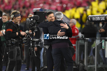 2023-05-11 - Xabi Alonso of Bayer 04 Leverkusen and Jose Mourinho of A.S. Roma during the first leg of the Semi-final of the UEFA Europa League between A.S. Roma vs Bayer 04 Leverkusen on May 11, 2023 at the Stadio Olimpico in Rome. - SEMIFINAL - AS ROMA VS BAYER 04 LEVERKUSEN - UEFA EUROPA LEAGUE - SOCCER