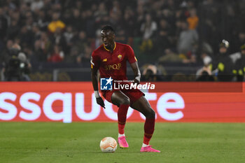 2023-05-11 - Tammy Abraham of A.S. Roma during the first leg of the Semi-final of the UEFA Europa League between A.S. Roma vs Bayer 04 Leverkusen on May 11, 2023 at the Stadio Olimpico in Rome. - SEMIFINAL - AS ROMA VS BAYER 04 LEVERKUSEN - UEFA EUROPA LEAGUE - SOCCER