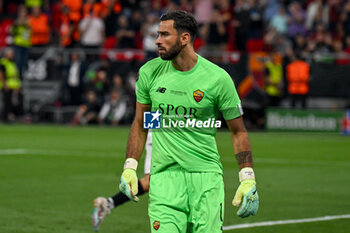 2023-05-31 - AS Roma’s Rui Patricio shows his disappointment during Europe League final soccer match between AS Roma vs. Sevilla at the Puskas Arena in Budapest, Hungary, 31st of May 2023 - FINAL - SEVILLA FC VS AS ROMA - UEFA EUROPA LEAGUE - SOCCER