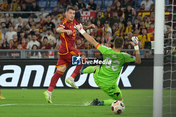 2023-10-05 - Andrea Belotti (AS Roma); goal 2-0 during the UEFA Europa League 2023-2024 football match between AS Roma and Servette FC at the Olympic Stadium in Rome on 05 October 2023. - AS ROMA VS SERVETTE FC - UEFA EUROPA LEAGUE - SOCCER
