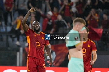 2023-10-26 - Romelu Lukaku (AS Roma); celebrates after scoring the goal 2-0 during the UEFA Europa League 2023-2024 football match between AS Roma and SK Slavia Praha Group G at the Olympic Stadium in Rome on 26 October 2023. - AS ROMA VS SK SLAVIA PRAHA - UEFA EUROPA LEAGUE - SOCCER
