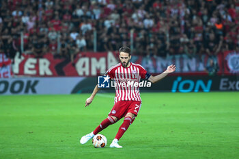 2023-09-21 - 7 Kostas Fortounis of Olympiacos FC during the Europa League Group A match between Olympiacos FC and SC Freiburg at Georgios Karaiskakis Stadium on September 21, 2023, in Athens, Greece. - OLYMPIACOS VS FREIBURG, EUROPA LEAGUE, GROUP A - UEFA EUROPA LEAGUE - SOCCER