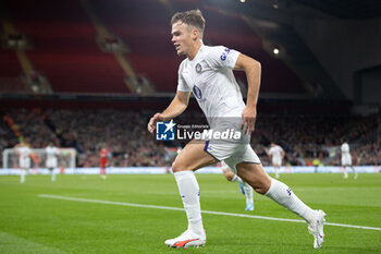 2023-10-26 - Toulouse forward Thijs Dallinga (9) scores and celebrates 1-1 during the UEFA Europa League, Group E football match between Liverpool FC and Toulouse FC on October 26, 2023 at Anfield in Liverpool, England - FOOTBALL - EUROPA LEAGUE - LIVERPOOL V TOULOUSE - UEFA EUROPA LEAGUE - SOCCER