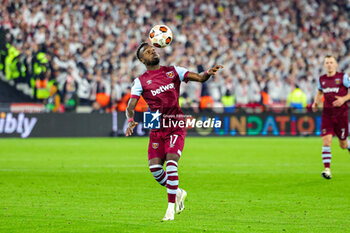 2023-12-14 - Maxwel Cornet (17) of West Ham United during the UEFA Europa League, Group A football match between West Ham United and Freiburg on 14 December 2023 at the London Stadium in London, England - FOOTBALL - EUROPA LEAGUE - WEST HAM V FREIBURG - UEFA EUROPA LEAGUE - SOCCER