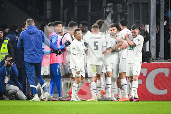 2023-02-08 - Ruslan MALINOVSKYI of Marseille celebrate his goal with teammates during the French Cup, round of 16 football match between Olympique de Marseille and Paris Saint-Germain on February 8, 2023 at Velodrome stadium in Marseille, France - FOOTBALL - FRENCH CUP - MARSEILLE V PARIS SG - FRENCH CUP - SOCCER
