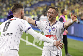 2023-04-29 - Brecht Dejaegere of Toulouse celebrates the victory following the French Cup Final 2023 football match between FC Nantes and Toulouse FC (TFC, Tefece) on April 29, 2023 at Stade de France in Saint-Denis near Paris, France - FOOTBALL - FRENCH CUP - FINAL - NANTES V TOULOUSE - FRENCH CUP - SOCCER