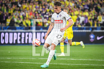 2023-04-29 - Thijs DALLINGA of Toulouse during the French Cup, Final football match between FC Nantes and Toulouse FC on April 29, 2023 at Stade de France in Saint-Denis near Paris, France - FOOTBALL - FRENCH CUP - FINAL - NANTES V TOULOUSE - FRENCH CUP - SOCCER