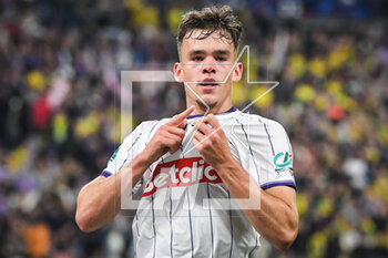 2023-04-29 - Thijs DALLINGA of Toulouse celebrates his goal during the French Cup, Final football match between FC Nantes and Toulouse FC on April 29, 2023 at Stade de France in Saint-Denis near Paris, France - FOOTBALL - FRENCH CUP - FINAL - NANTES V TOULOUSE - FRENCH CUP - SOCCER