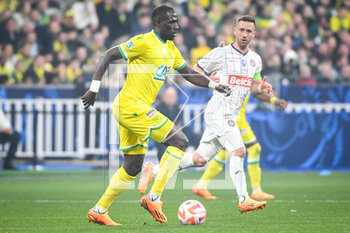 2023-04-29 - Moussa SISSOKO of Nantes and Brecht DEJAEGERE of Toulouse during the French Cup, Final football match between FC Nantes and Toulouse FC on April 29, 2023 at Stade de France in Saint-Denis near Paris, France - FOOTBALL - FRENCH CUP - FINAL - NANTES V TOULOUSE - FRENCH CUP - SOCCER