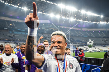 2023-04-29 - Rafael RATAO of Toulouse celebrates the victory during the French Cup, Final football match between FC Nantes and Toulouse FC on April 29, 2023 at Stade de France in Saint-Denis near Paris, France - FOOTBALL - FRENCH CUP - FINAL - NANTES V TOULOUSE - FRENCH CUP - SOCCER
