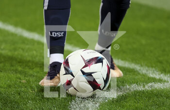 02/01/2023 - Kipsta by Decathlon official matchball during the French championship Ligue 1 football match between LOSC Lille (LOSC) and Stade de Reims on January 2, 2023 at Stade Pierre Mauroy in Villeneuve-d'Ascq near Lille, France - FOOTBALL - FRENCH CHAMP - LILLE V REIMS - FRENCH LIGUE 1 - CALCIO