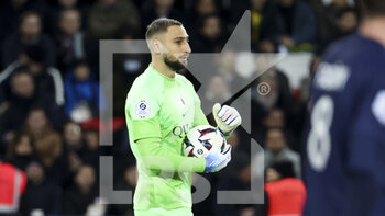 2023-01-11 - PSG goalkeeper Gianluigi Donnarumma during the French championship Ligue 1 football match between Paris Saint-Germain (PSG) and SCO Angers on January 11, 2023 at Parc des Princes stadium in Paris, France - FOOTBALL - FRENCH CHAMP - PARIS SG V ANGERS - FRENCH LIGUE 1 - SOCCER