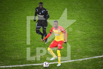 2023-01-14 - Rayan RAVELOSON of Auxerre and Salis ABDUL SAMED of Lens during the French championship Ligue 1 football match between RC Lens and AJ Auxerre on January 14, 2023 at Bollaert-Delelis stadium in Lens, France - FOOTBALL - FRENCH CHAMP - LENS V AUXERRE - FRENCH LIGUE 1 - SOCCER