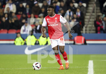 2023-01-30 - Azor Matusiwa of Reims during the French championship Ligue 1 football match between Paris Saint-Germain (PSG) and Stade de Reims on January 29, 2023 at Parc des Princes stadium in Paris, France - FOOTBALL - FRENCH CHAMP - PARIS SG V REIMS - FRENCH LIGUE 1 - SOCCER